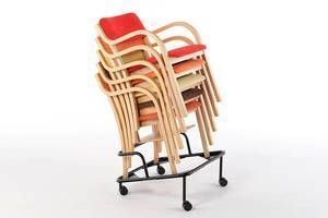 Auf dem universellen Rollwagen können die Dheli AL SP RP gestapelt eingelagert werden